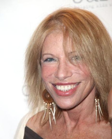 Carly Simon Headshot