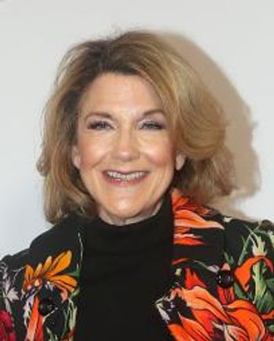 Victoria Clark Headshot