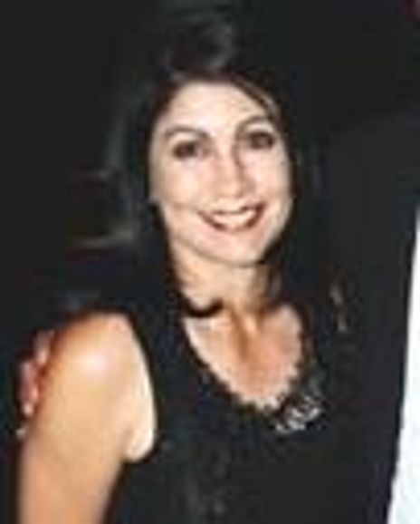 Caroline Hirsch Headshot