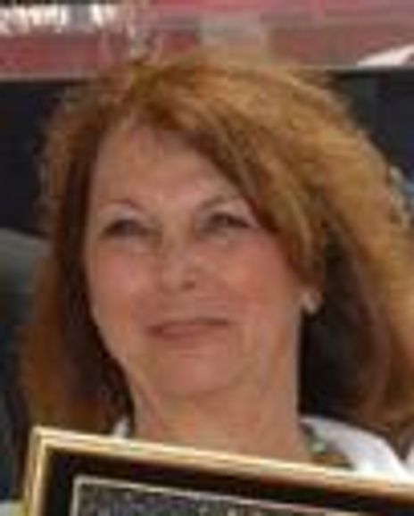 Ellen Adler Headshot