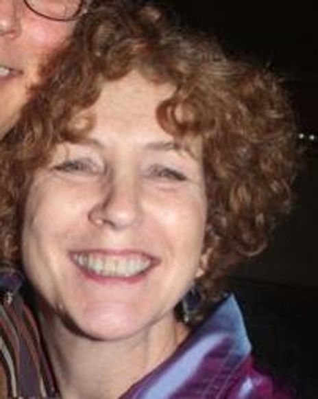 Helene Davis Headshot