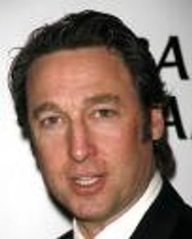 Armand Schultz Headshot