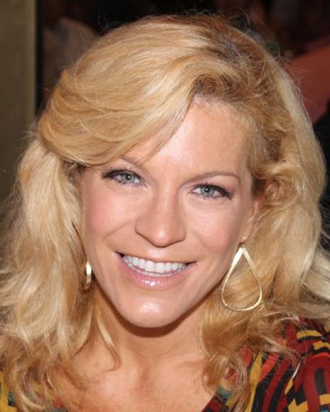 Felicia Finley Headshot