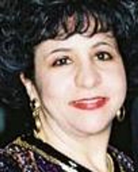 Anita Salvate Headshot