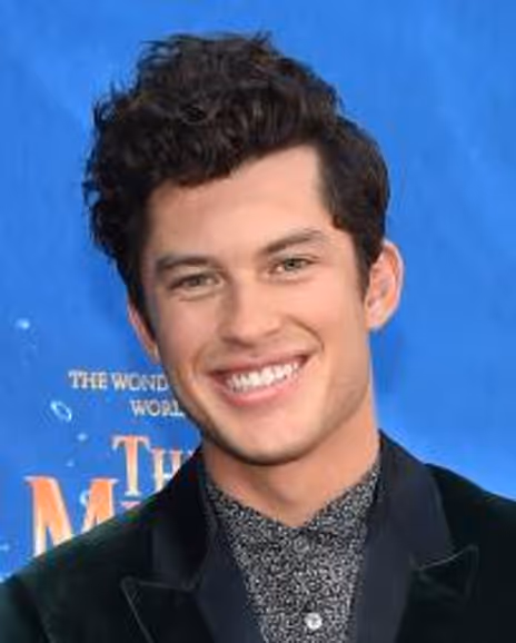 Graham Phillips Headshot