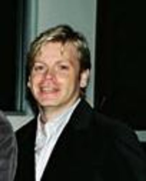 Andrew Tweedie Headshot