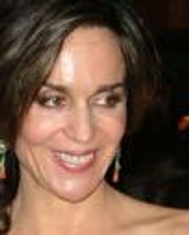 Polly Draper Headshot