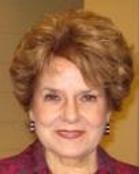 Alice Evans Headshot