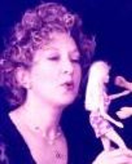 Debra Vogel Headshot