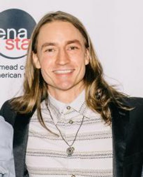 Joseph Carl Headshot