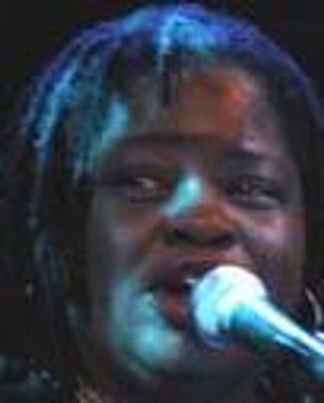 Ronnell Bey Headshot