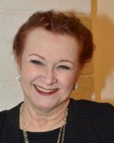 Cynthia Darlow Headshot