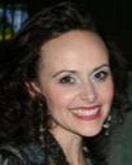 Julia Osborne Headshot