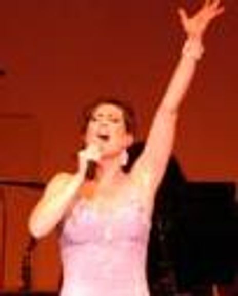 Lisa Ann Walter Headshot