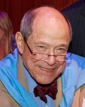 Gordon Davis Headshot