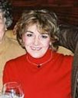 Patti Mariano Headshot