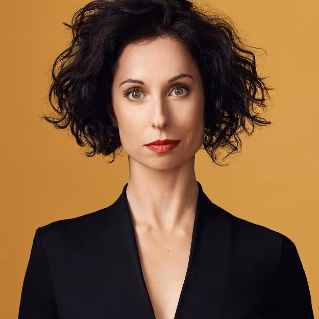 Interview: Audrey Francis on THE THANKSGIVING PLAY at Steppenwolf Theatre Company
