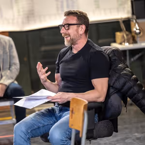 BWW Q&A: Brendan Healy Talks A DOLL'S HOUSE at Canadian Stage