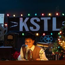 BWW Q&A: Jailyn Genyse of It's A Wonderful Life: A Live Radio Play at Repertory Theat