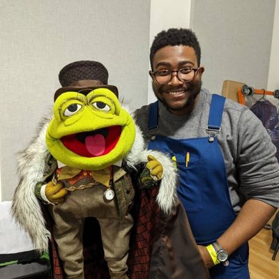 Interview: Puppeteer Jordan Brownlee On Returning to JIM HENSON’S EMMET OTTER’S JUG-BAND CHRISTMAS at OFC Creations Theatre