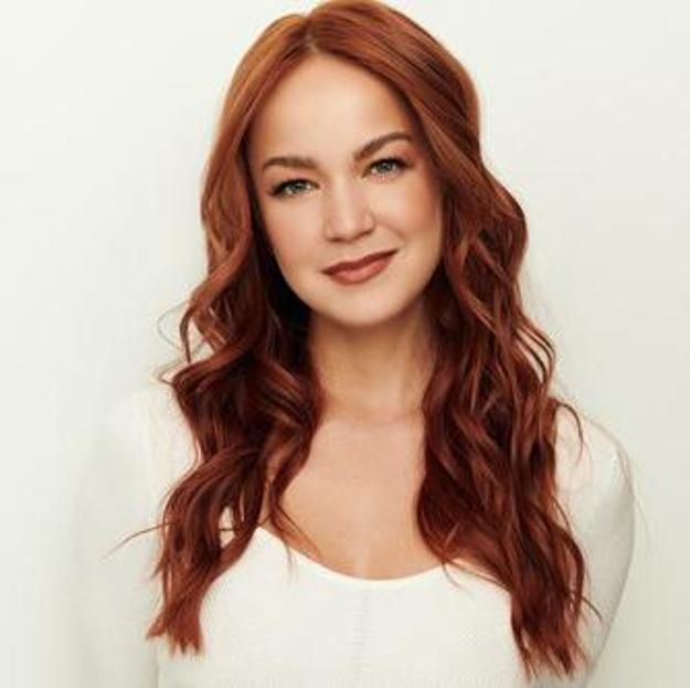 BWW Q&A: Lauren Zakrin on MAD HATTER THE MUSICAL at Herberger Theater Center