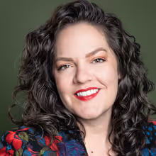 Interview: Sarah Goodman Talks Lesbian Thespian at The Beechman
