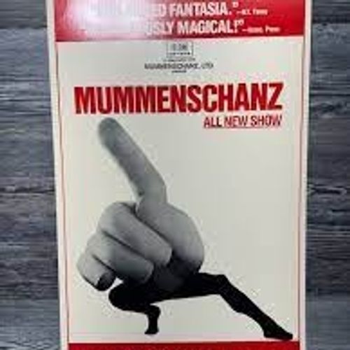Mummenschanz: "The New Show"