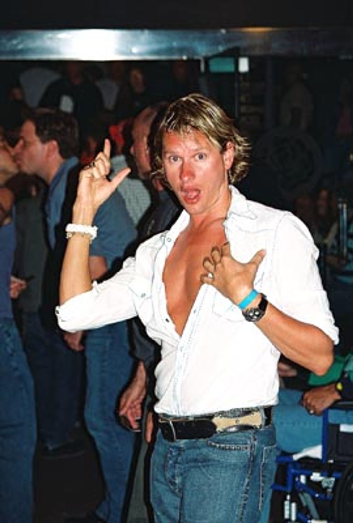 Carson Kressley (Bravo's - Queer Eye for the Straight Guy) Baring it for BroadwayWorld's camera at 