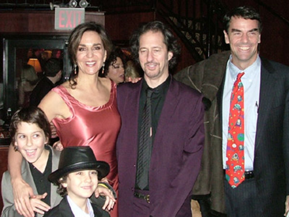 Polly Draper (with her husband, 2 kids and brother) at 