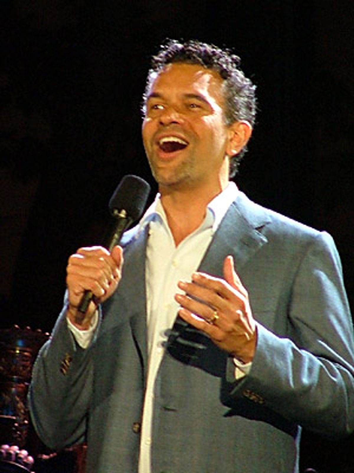 Brian Stokes Mitchell enchants the audience with
Wheels of a Dream from Ragtime  at 