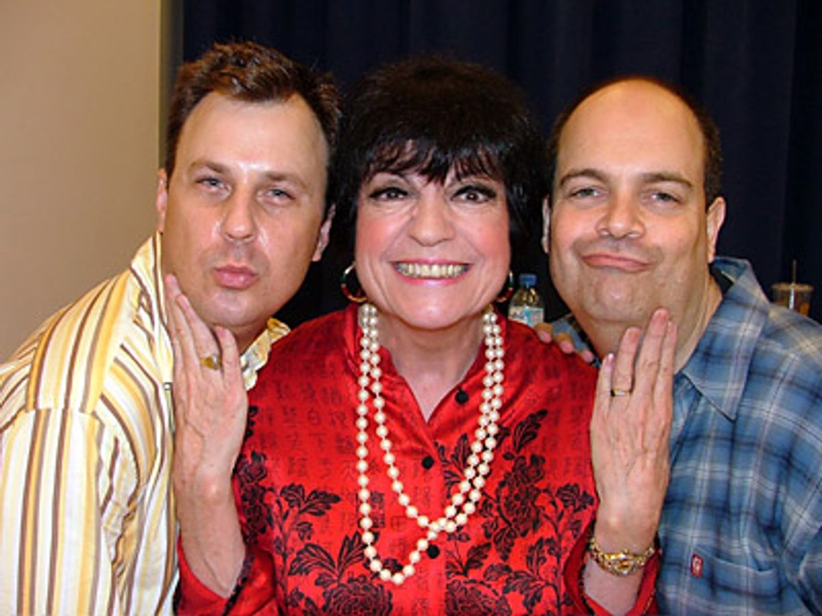 Brooks, Jo Anne and Brad ham it up for the BroadwayWorld.com
cameras at 