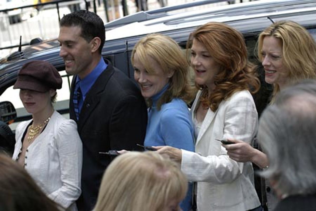 Christina Applegate, Erin Dilly, Victoria Clark, and Sherie Rene Scott pose with a SAAB Executive at 