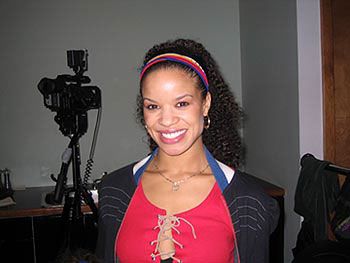 Nicole Leach Photo