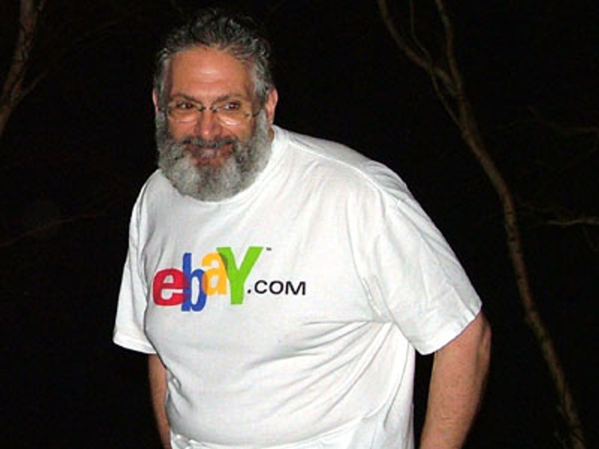 a parting shot of Harvey having fun with the crowd. at 