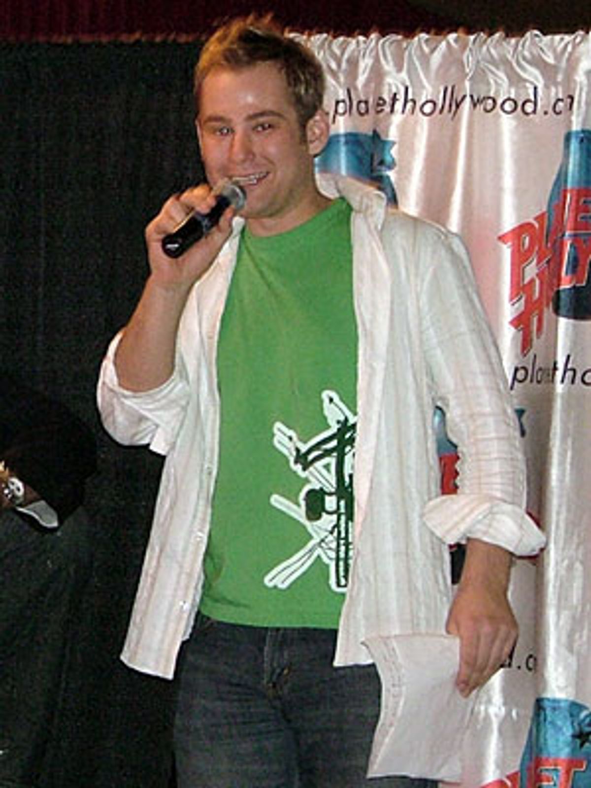 Chad Kimball thanks the audience for coming at 