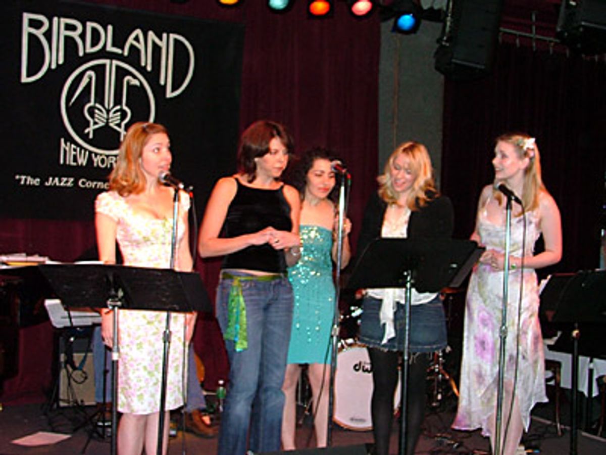Kerry Butler (as Elle Woods) with 'Sorority Sisters'
Jill Abramovitz, Julie Garnye, Sara Chase and
Emma Williams sing a song from Legally Blonde at 
