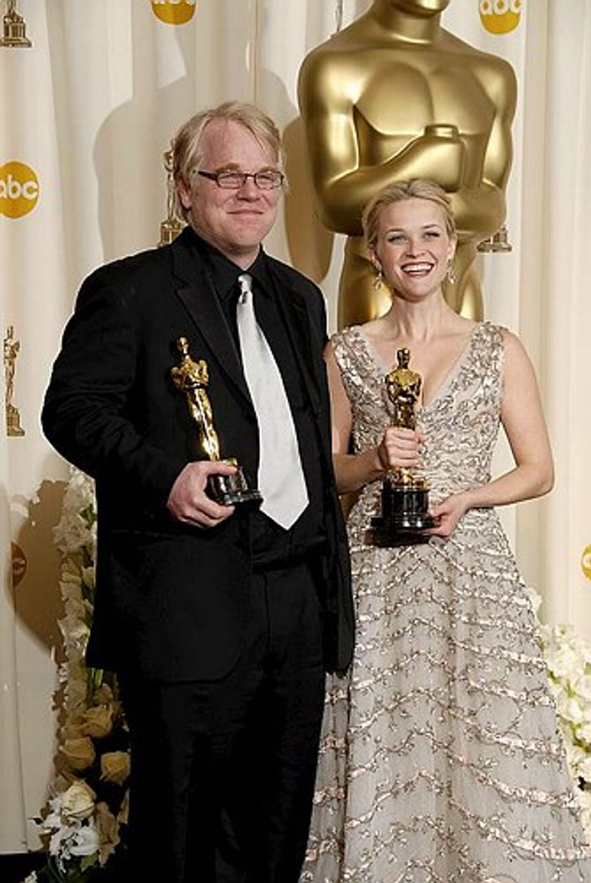 Philip Seymour Hoffman & Reese Witherspoon at 