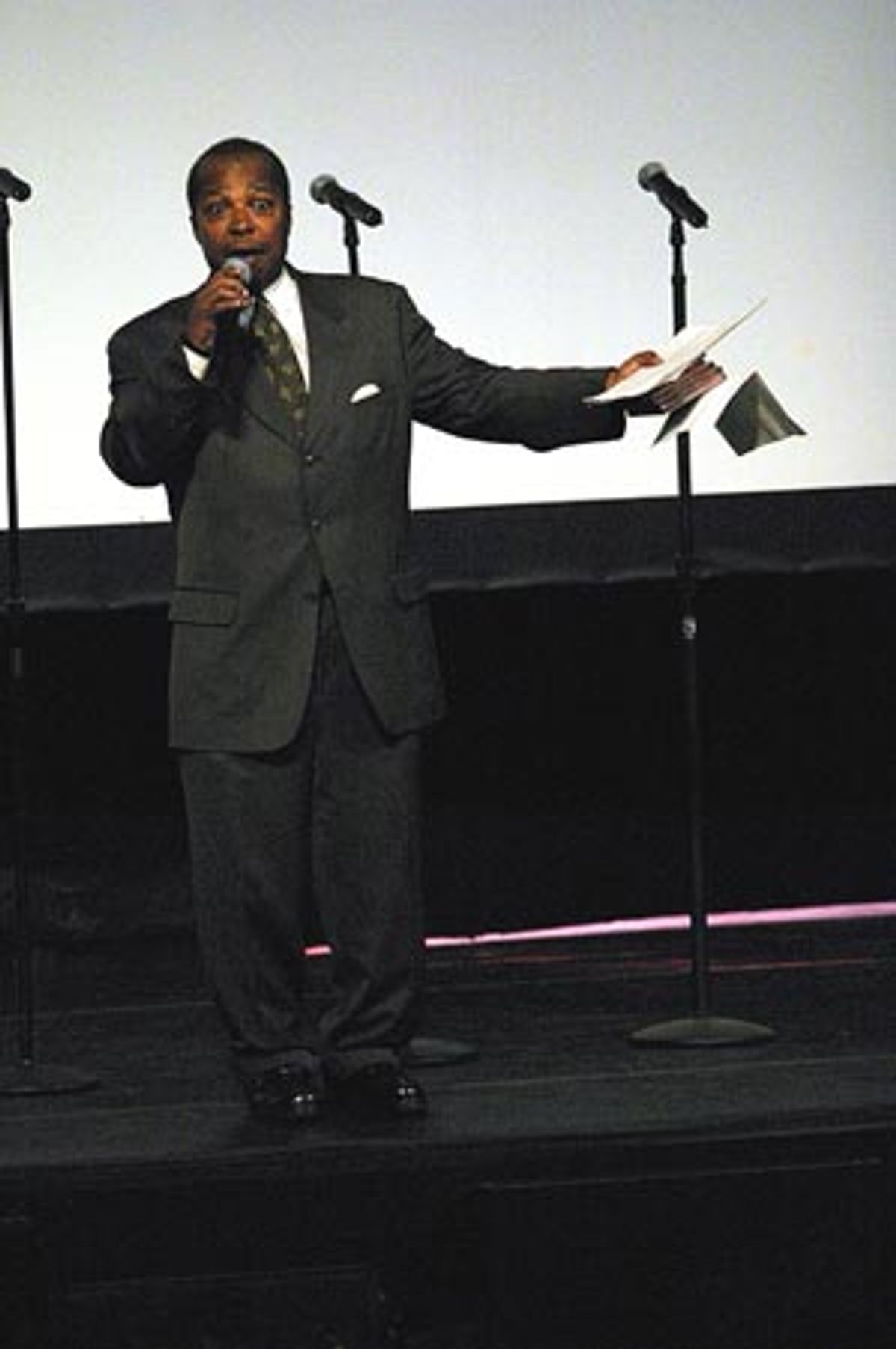 Billy Mitchell introduces the cast at 