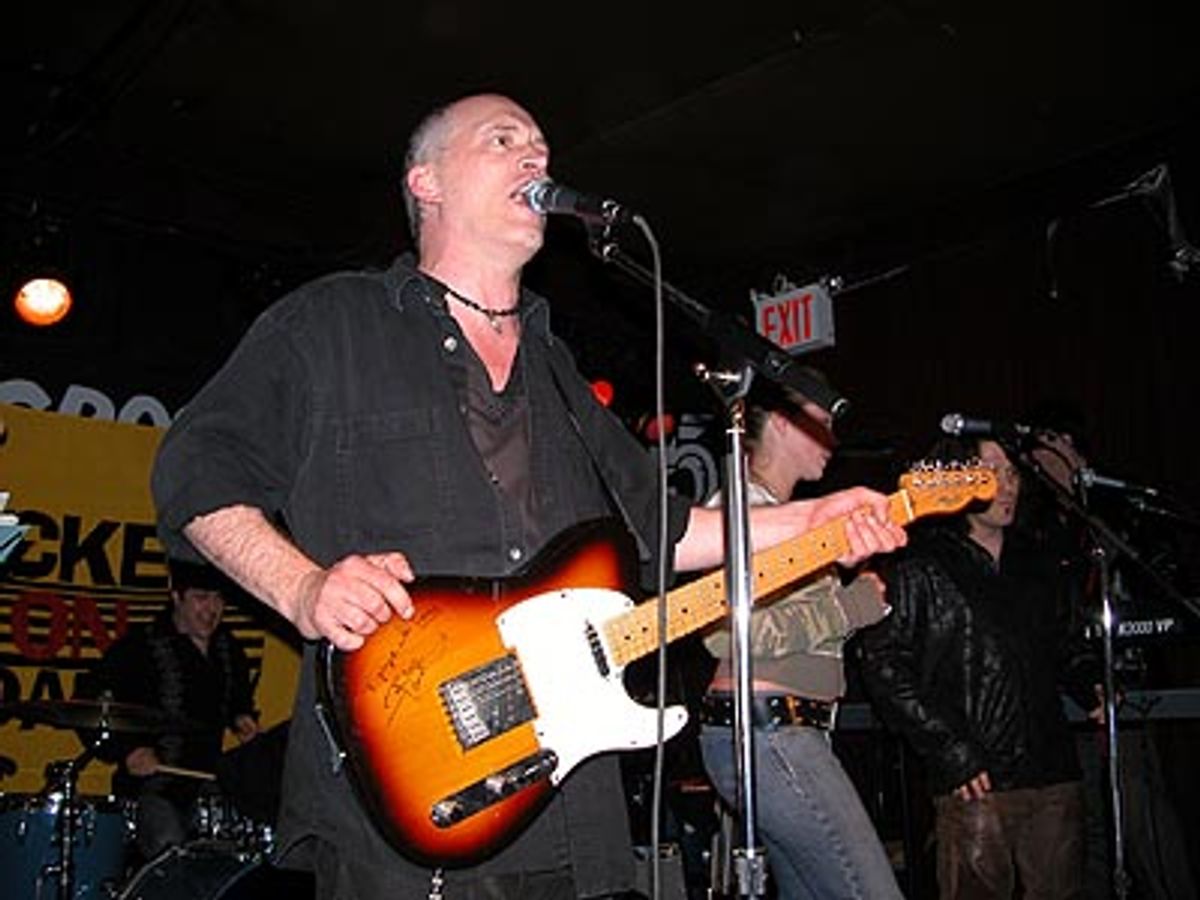 Broadway vet and accomplished singer/songwriter Donnie Kehr, who produced the event with Sabrina Gordin, provided enthusiastic hosting throughout the evening. In tribute to Pete Townshend, who came up with the idea for the original 1993 Rockers on Broadwa at 'Rockers on Broadway' Shows Another Side of Musical Theatre's Stars