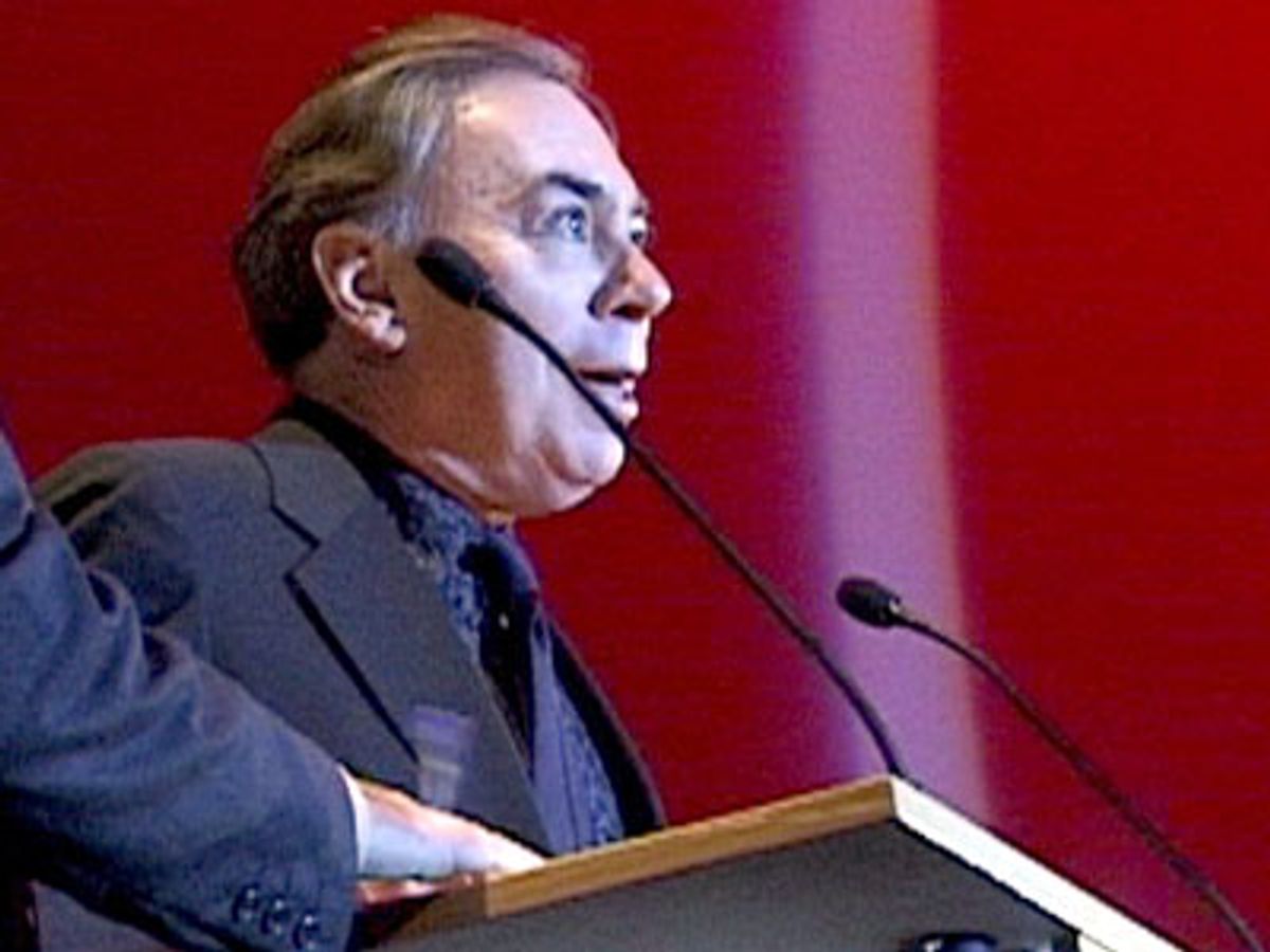 Webber accepts his award in front of an enthusiastic crowd at 