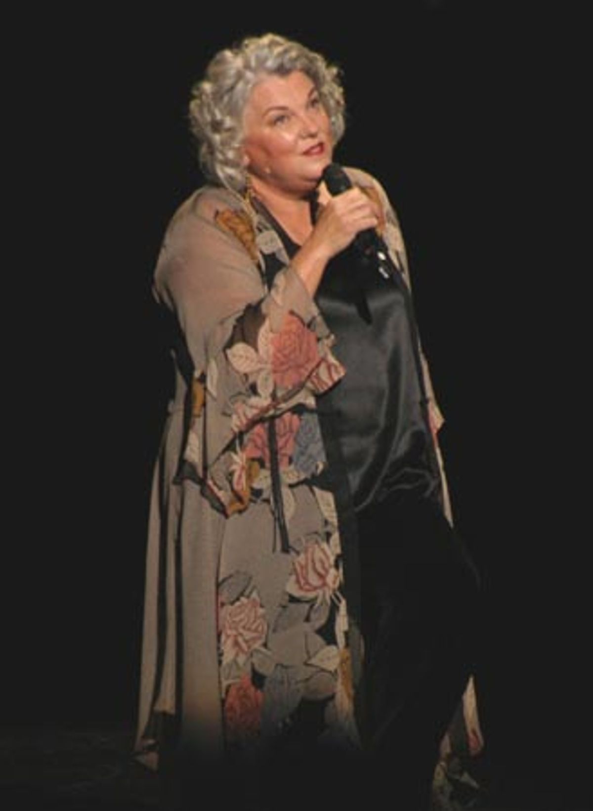 Tyne Daly croons There Will Never Be Another You  at 
