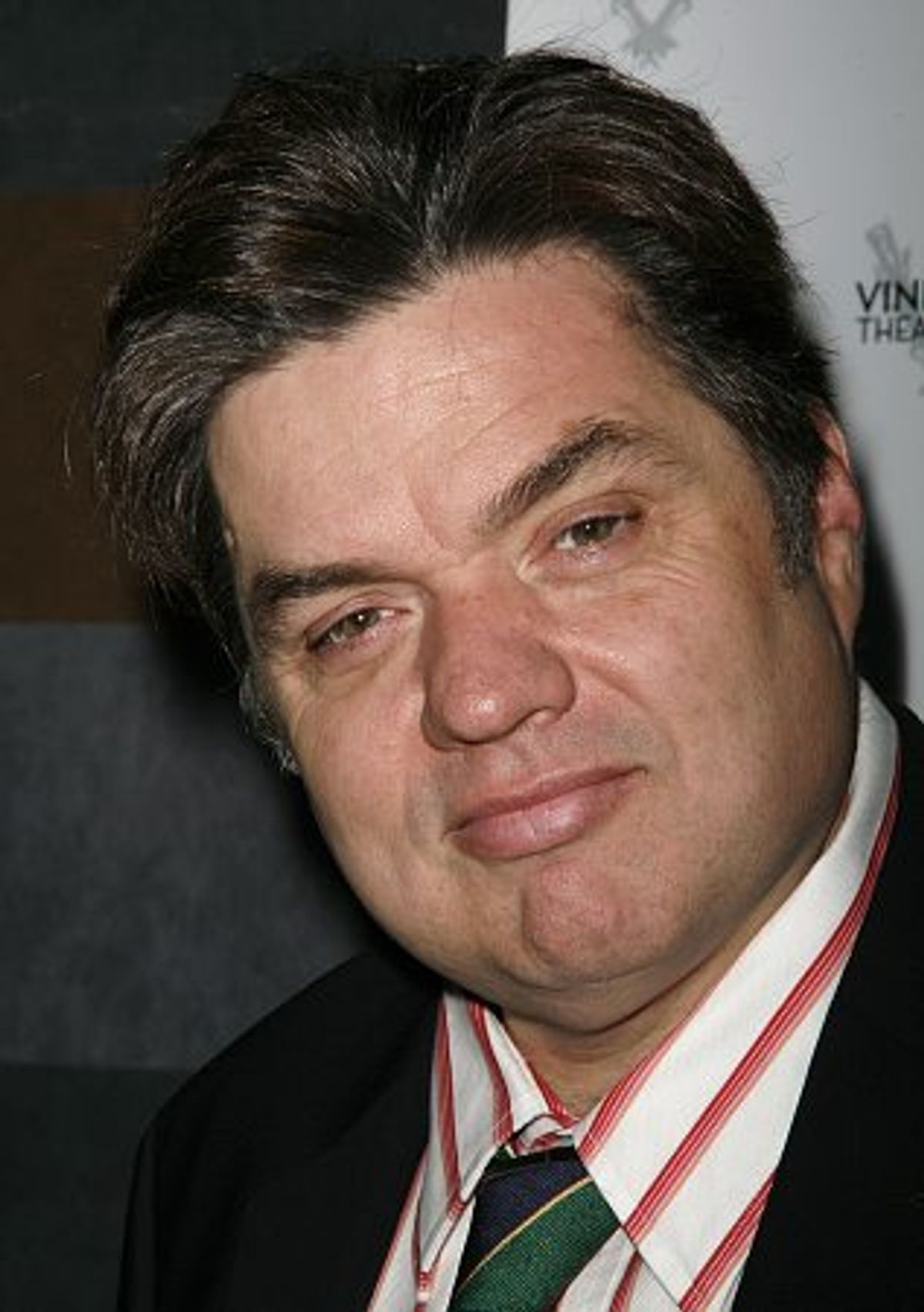 Oliver Platt
 at 