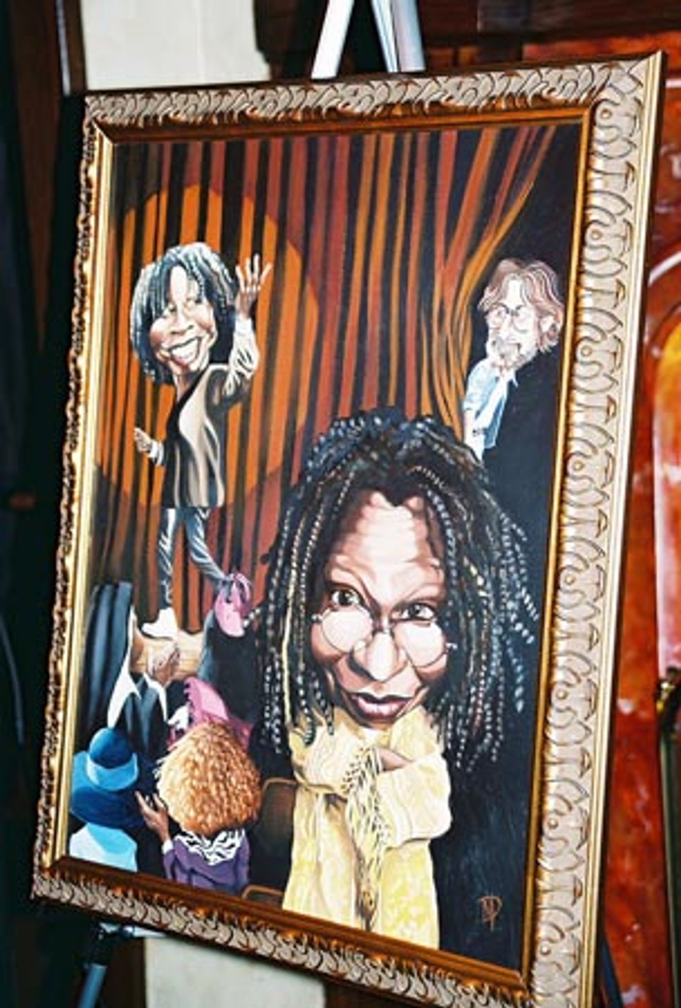 Photo Coverage: Whoopi Goldberg Unveiled on Broadway Wall of Fame  Image