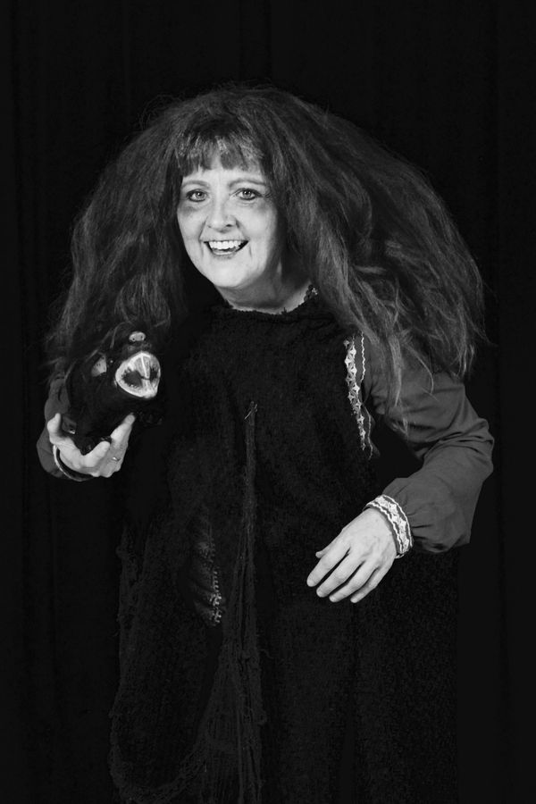 Morticia and Gomez 5