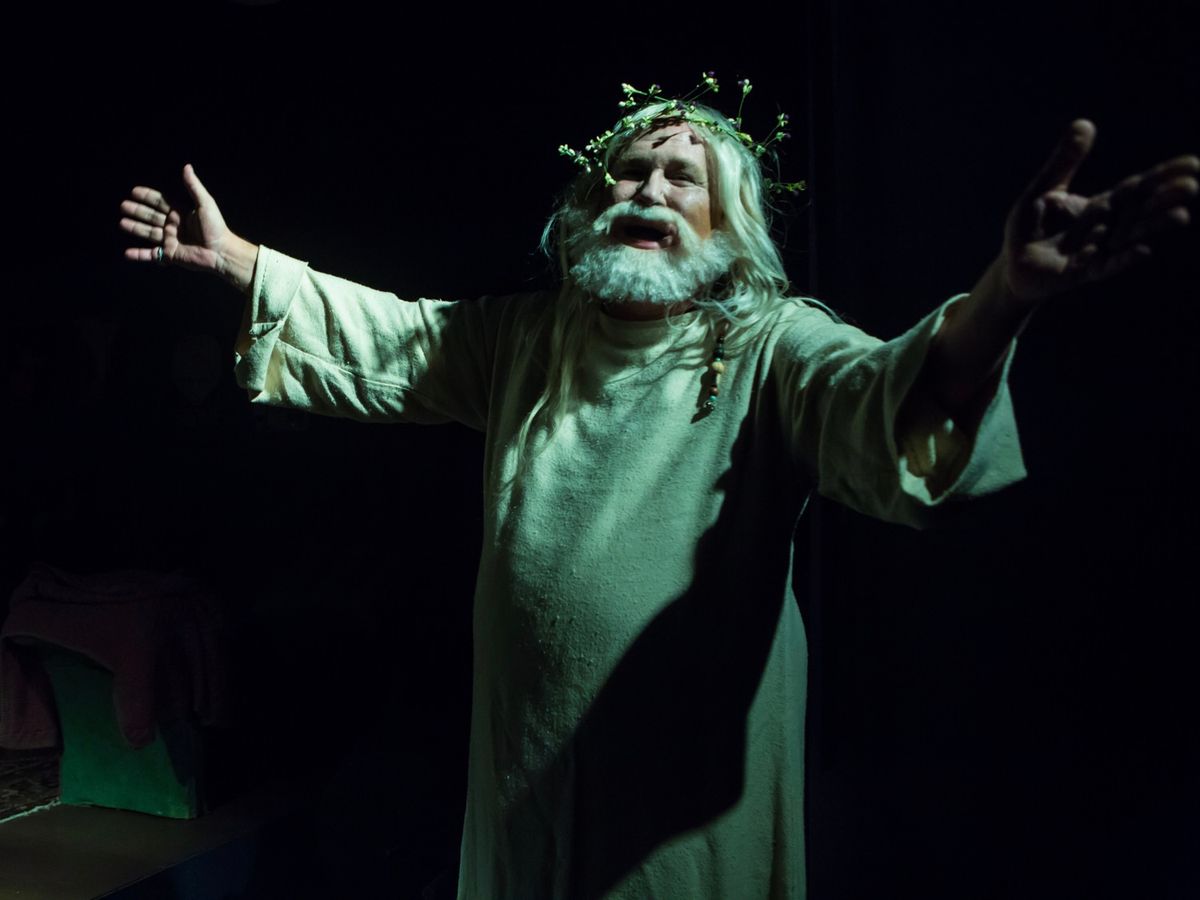 Jack Cannon as Sir (Steven Ross, photographer)