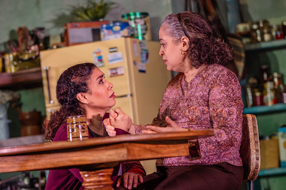 Jessica Pimentel and Susanna Guzm n in The Huntington?s production of Ricardo P rez Gonz lez?s Don?t Eat the Mangos, directed by David Mendiz bal; photo by Marc J. Franklin. Running March 26 ? April 2 Jessica Pimentel and Susanna Guzm n in The Huntington?s production of Ricardo P rez Gonz lez?s Don?t Eat the Mangos, directed by David Mendiz bal; photo by Marc J. Franklin. Running March 26 ? April 2