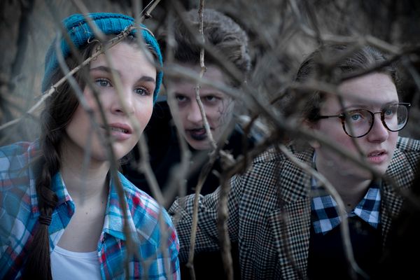Alexa Stratton as Jocelyn and Jordan Battey as Marie in The Time Machine, photograph by Jason Johnson-Spinos 2