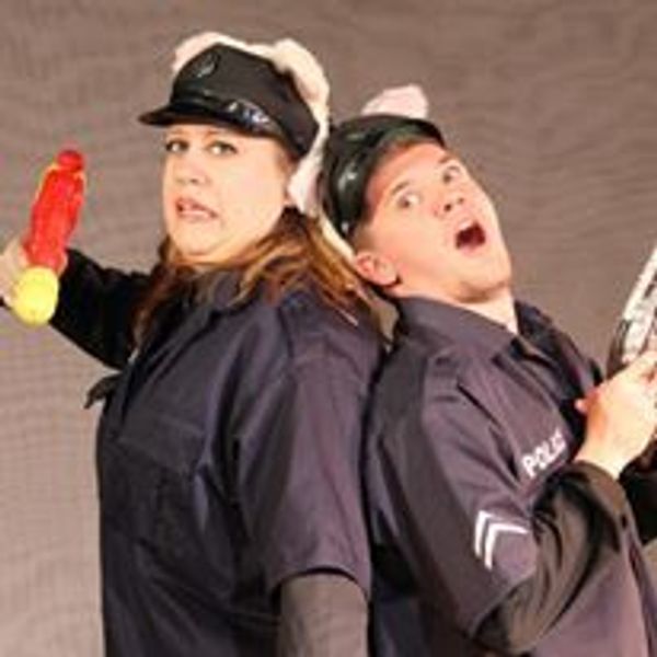 Agent Clarice Starling (Rachel Landon), her not-so-silent lambs and one sock monkey (Maryann Williams, Chaney Moore, Kiefer Slaton, Heather Buzanos, Tom Stell and Taelon Stonecipher) are on the hunt for Buffalo Bill 12