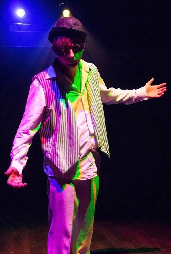 Photos courtesy of Jason Hugg 6