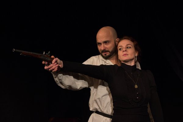 Gerry Rose and Polina Shafran in Chek-Mate 1